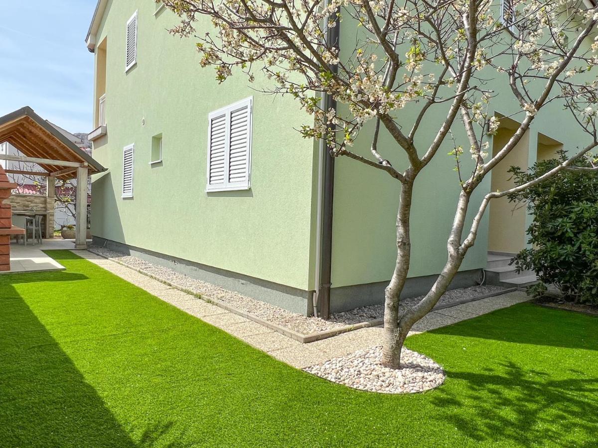 Apartment Baska Mit Poolarea - Krk, Kroatien Luaran gambar
